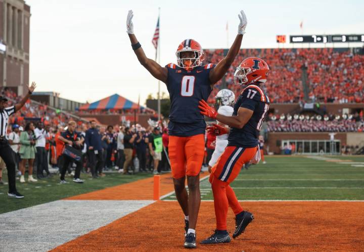 Big Ten preview: No. 9 Illinois visits No. 19 Indiana