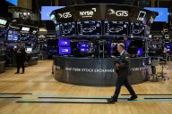HSBC raises S&P 500 year-end target on earnings strength, modest tariff impact