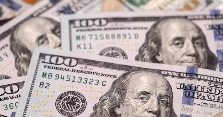 Cepo: Argentina amplía restricción cruzada y frena arbitraje entre dólar oficial y financiero