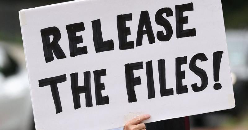 House Democrats release alleged Trump birthday letter to Epstein