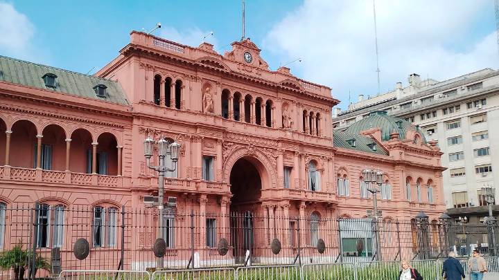 El Gobierno cree que la baja de retenciones y el apoyo de los Estados Unidos dan tranquilidad a los mercados
