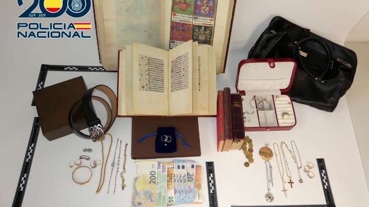 Detenida una empleada del hogar en Pontevedra por robar joyas y objetos valorados en más de 300.000 euros
