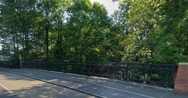 Man dies after police called to 'concern for person' in River Wandle