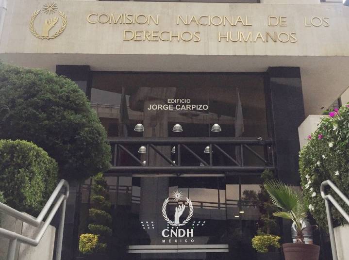 Emite CNDH recomendación por caso de violencia institucional contra funcionaria