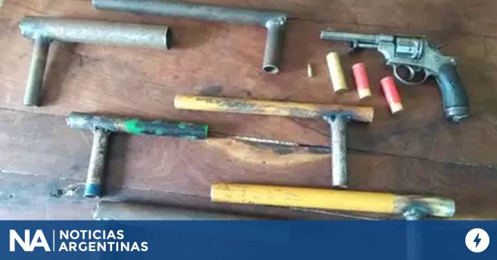 Descubrieron a menores fabricando armas caseras en una casa abandonada de Santiago del Estero