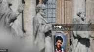 Papa León canoniza el primer santo milenial y fieles celebran en el Vaticano