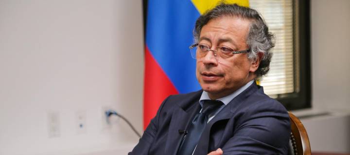 “Las personas que están para cuidarme terminan vigilándome”: Petro