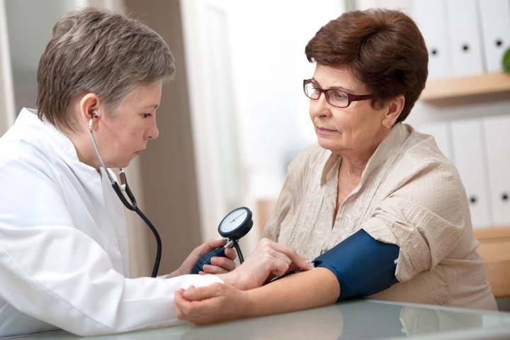 Estados en una encrucijada económica: gastar o no gastar en salud