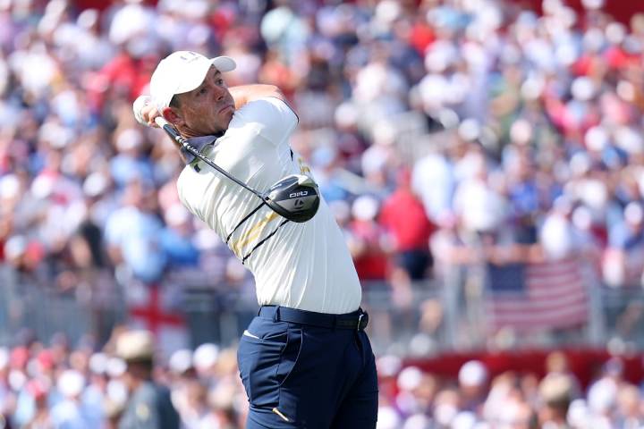 Ryder Cup 2025 LIVE: Day 3 latest scores from singles as Europe chase historic win