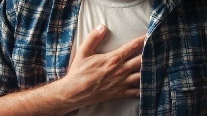Hombre muere tras presentar dolor en el pecho y vómito en colonia Real del Sol, Saltillo
