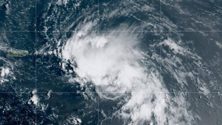 Tormenta tropical Kiko, esperan que se vuelva huracán