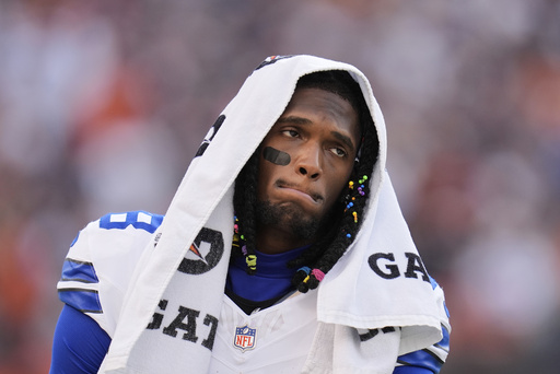 Con la lesión de tobillo de CeeDee Lamb, la ofensiva de Cowboys se estanca en derrota ante los Bears