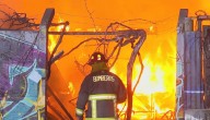 Incendio afecta a sitio eriazo de Quinta Normal: hay riesgo de propagación