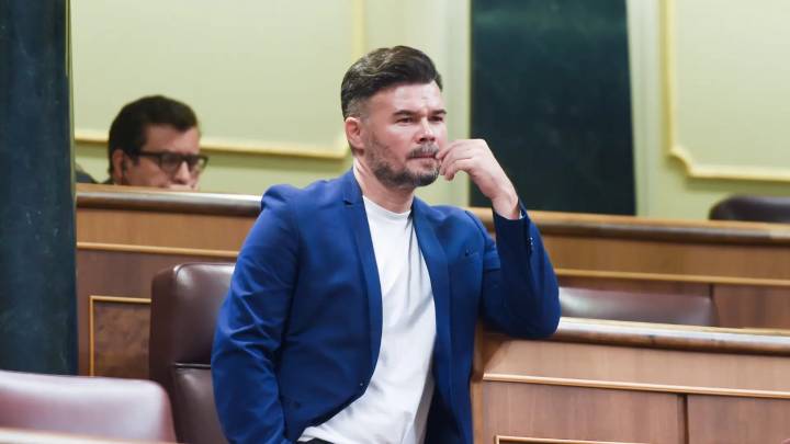 El Congreso tumba el pacto migratorio para Cataluña con votos de Podemos y CHA, entre otros
