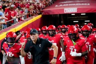 Deadspin | Cincinnati stuns Kansas late as teams combine for 1,200 yards of offense