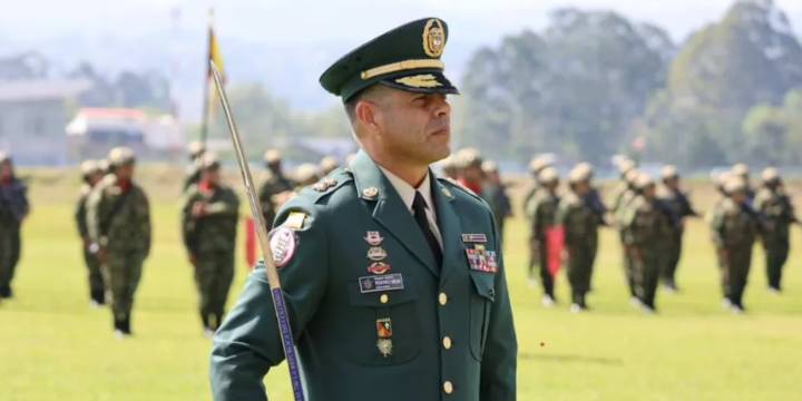 Ejército hizo aclaración en medio de investigación al general Federico Mejía por presunto concierto para delinquir