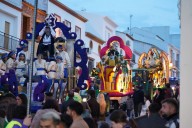 Un pueblo onubense a la búsqueda de dos nuevos Reyes Magos para su cabalgata de navidad