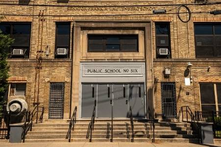 El ausentismo crónico sigue afectando a esta escuela de Paterson a pesar de las cifras positivas después de COVID