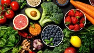 ''3 de verdura y 2 de fruta'': la fórmula matemática que puede alargar la vida, según Harvard