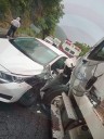 Camionero provoca carambola en la autopista Valles