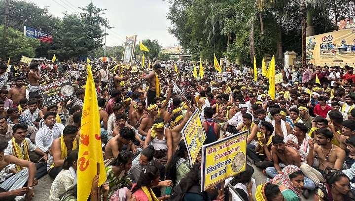 Indore News: JAYS Protest Intensifies, Half Naked Rally Taken Out