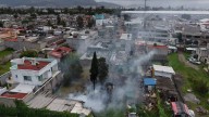 Explota taller clandestino de pirotecnia en Tultepec; no hay personas lesionadas