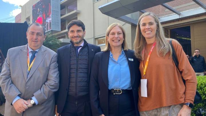 Casi 100 empresas de Santa Fe participan del foro internacional de negocios en Rosario: alianzas internacionales en juego