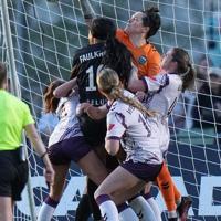 Veteran goalkeeper Erin McLeod announces retirement in wake of season