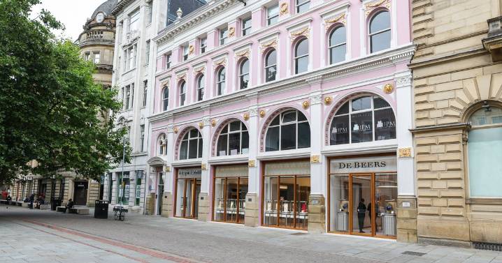 Inside huge new Mappin & Webb store in iconic Manchester building after dazzling takeover