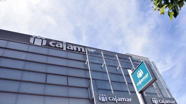Cajamar renueva el plazo para conseguir hasta 500 euros al domiciliar el recibo de autónomo