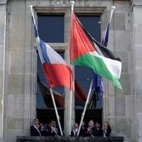 French town halls fly Palestinian flag despite government warning