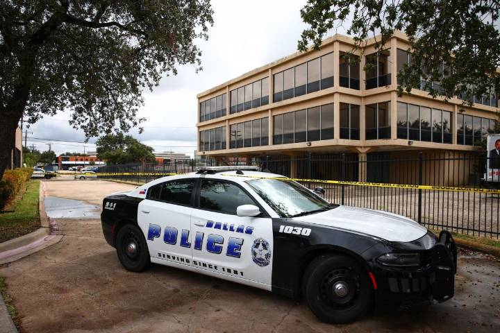 Dos migrantes muertos deja un tiroteo en las instalaciones del Servicio de Inmigracion ICE en Dallas