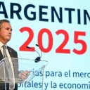 El Gobierno anunció que intervendrá en el mercado libre de cambios para contribuir a su liquidez y normal funcionamiento