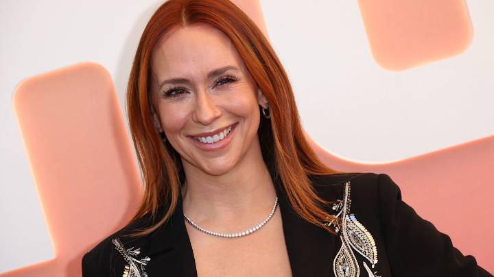 Jennifer Love Hewitt looks so loved up with co-star husband of 12 years for 911 on ABC party