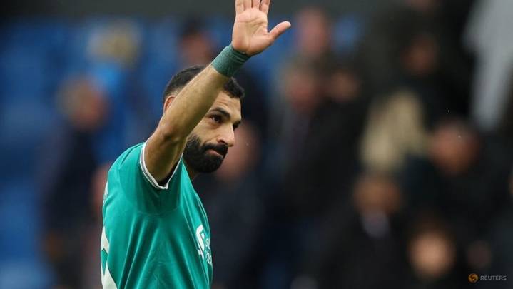 Last-gasp Salah penalty earns below-par Liverpool dramatic victory at Burnley