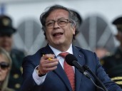 Petro viaja a Japón y deja vacía su silla en Riohacha