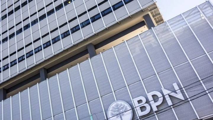 Estudiantes y docentes de Neuquén podrán acceder a créditos del BPN para comprar equipos informáticos