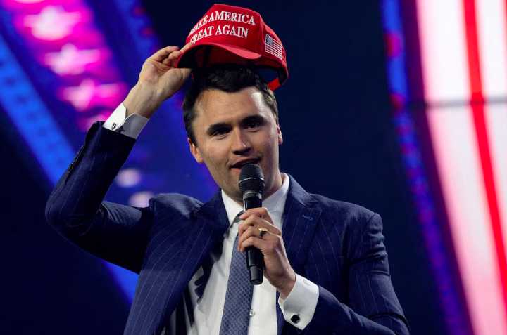 Quién era Charlie Kirk, el activista conservador estadounidense asesinado durante un acto público en Utah
