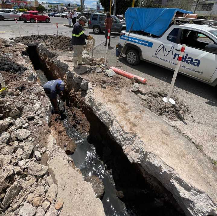 MIAA sustituye tuberías dañadas y beneficia a 20 colonias