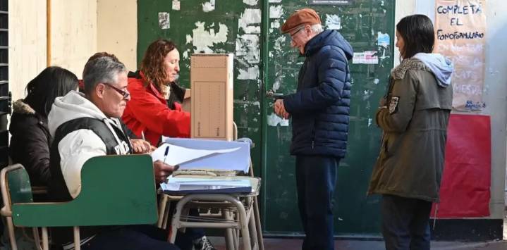 Fuerza Patria obtiene una victoria contundente con más de 13 puntos de diferencia sobre la LLA