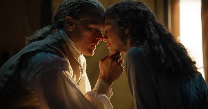 Outlander fans get 'chills' as Claire and Jamie's romance left hanging in the balance in trailer