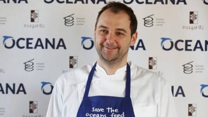 El primer restaurante vegano con tres Estrellas Michelin recupera la carne en su menú
