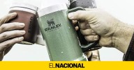 La jarra Stanley de acero inoxidable que mantiene la cerveza fría 7 horas y parece vintage