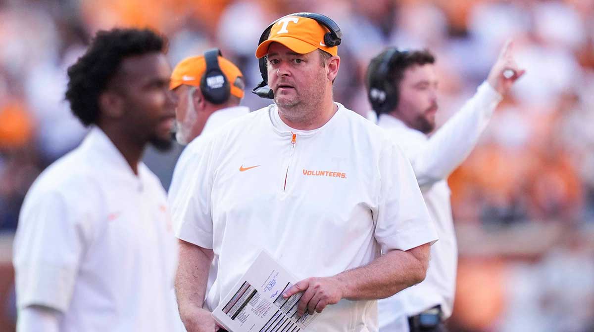 Tennessee football’s Josh Heupel defends wimpy play calling that helped Georgia come back