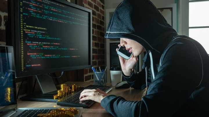 ¡Alerta en Bogotá! Protege tus transacciones en línea cuidado con los robos online