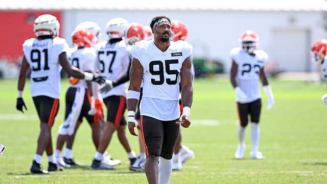 Browns star edge rusher Garrett misses practice with injury ahead of game vs. Bengals