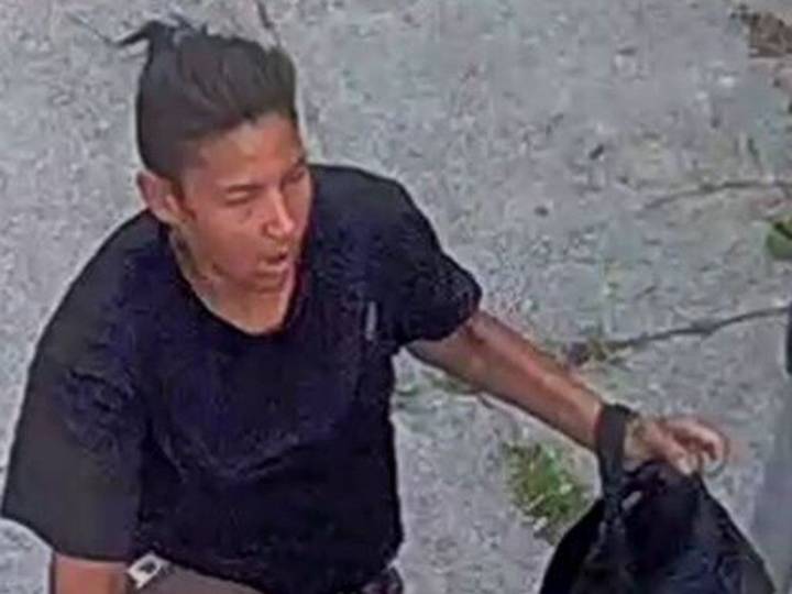 Ottawa police seek two suspects in Bank Street robbery