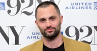 Penn Badgley Reveals What It Was Really Like Filming Awkward ‘You’ Sex Scenes 