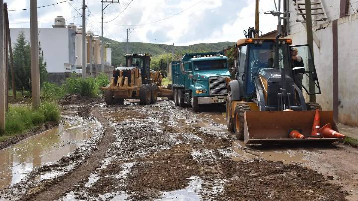 Arranca Gobierno de Parral pavimentación de la calle Antiguo Camino a Matamoros