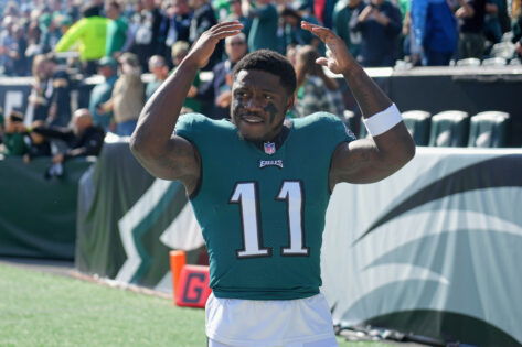 Eagles Coach Responds to AJ Brown’s ‘Conservative’ Claim After Heated Jalen Hurts Argument